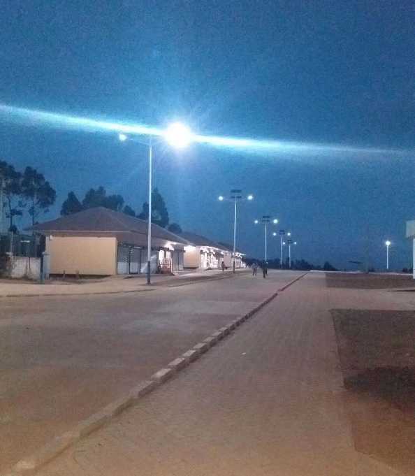 彭泽县非洲科特迪瓦太阳能路灯工程